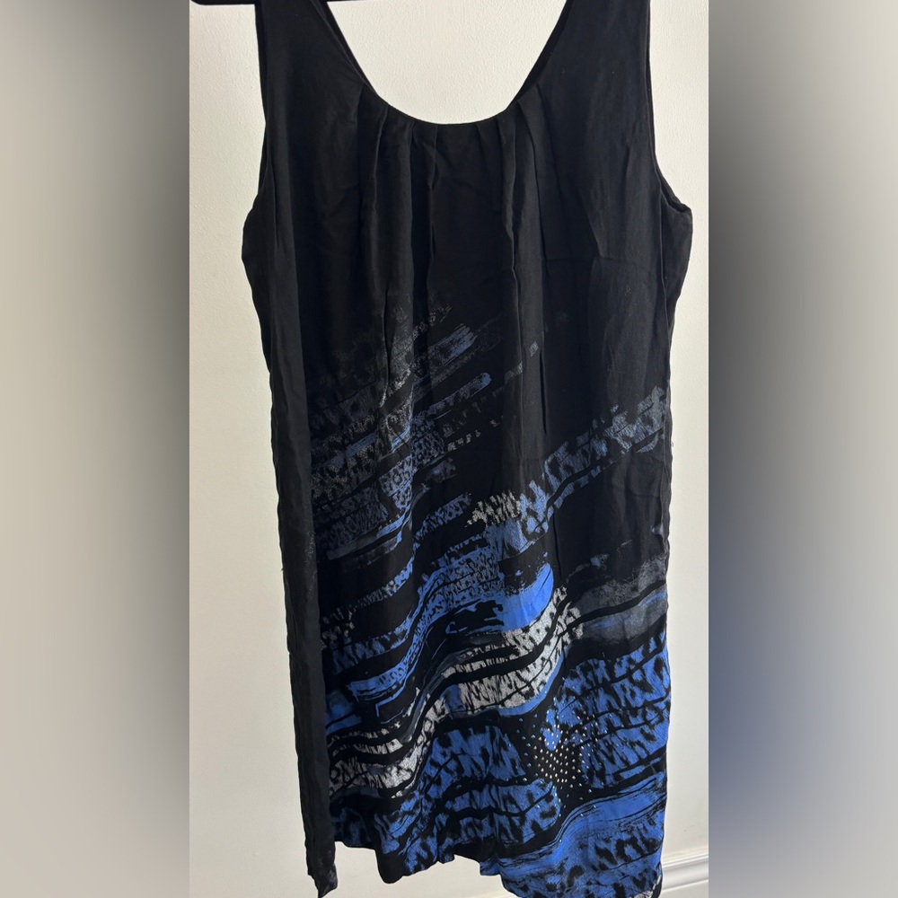 Distal Black and Blue Patterned Sleeveless Dress in EUC. Size 44